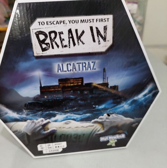 Break in game - Picture 1 of 4